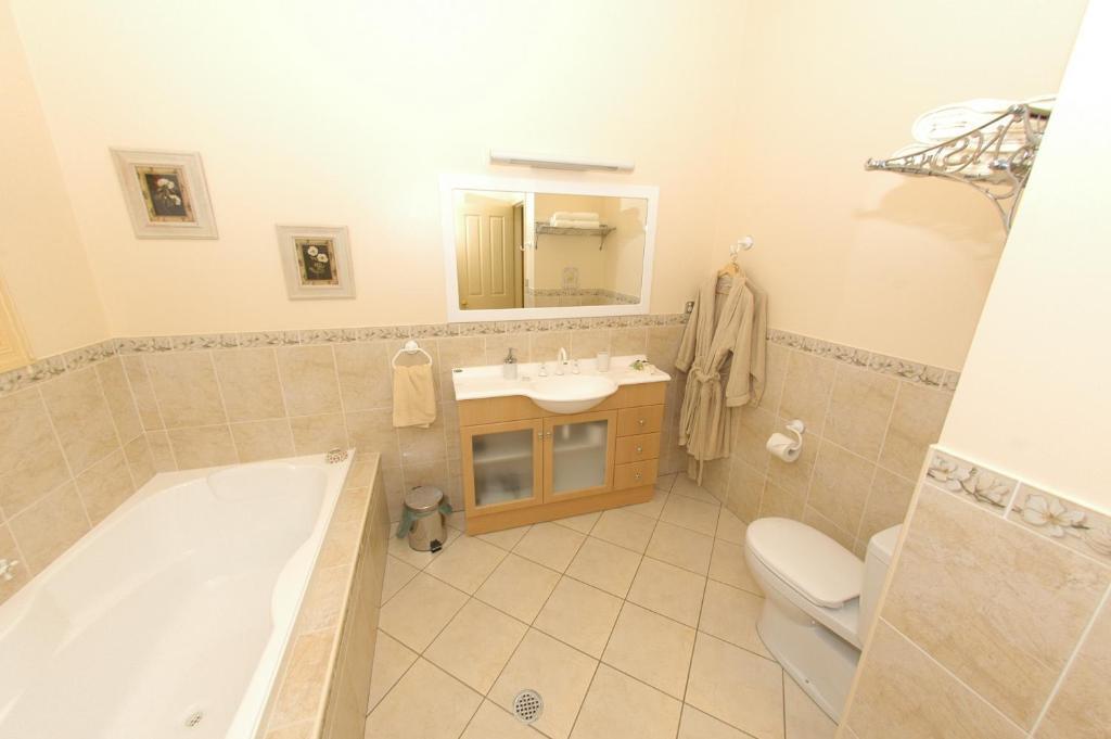 Pericoe Retreat Bed & Breakfast Dubbo Room photo